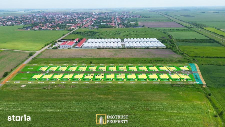Teren de 10336 mp, în Livada