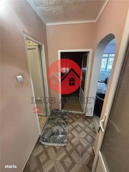 Apartament cu 4 camere decomandat în Vest