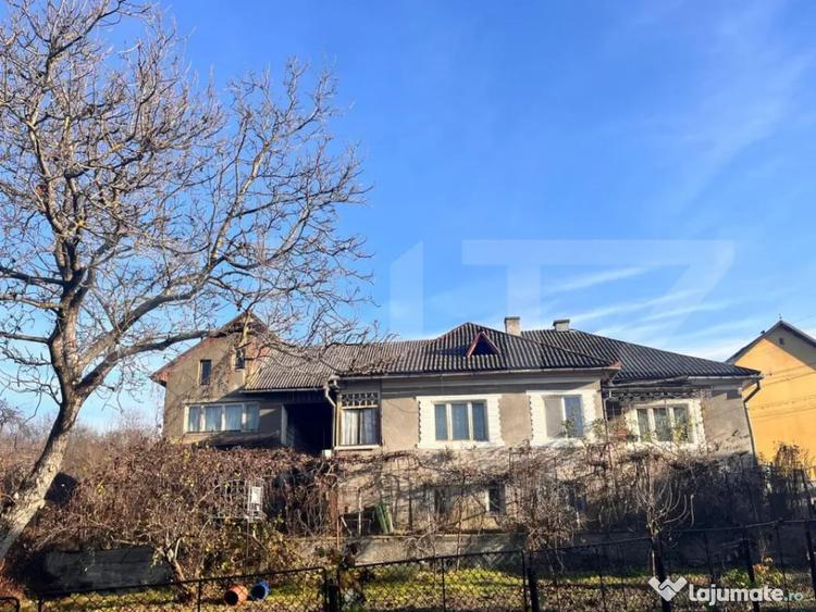 Casă cu 3 camere cu Teren 461 Mp în Central