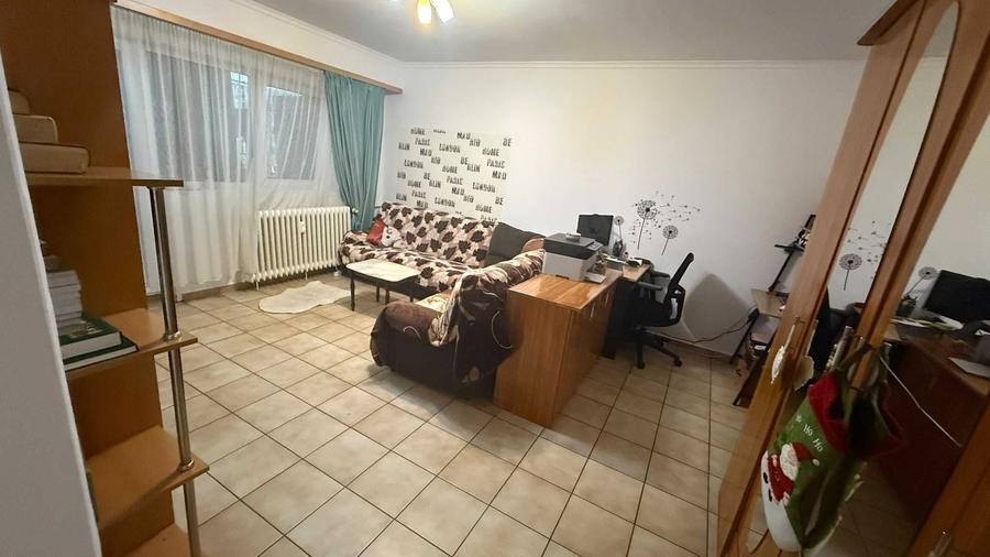 Apartament cu 2 camere decomandat în 13 Septembrie
