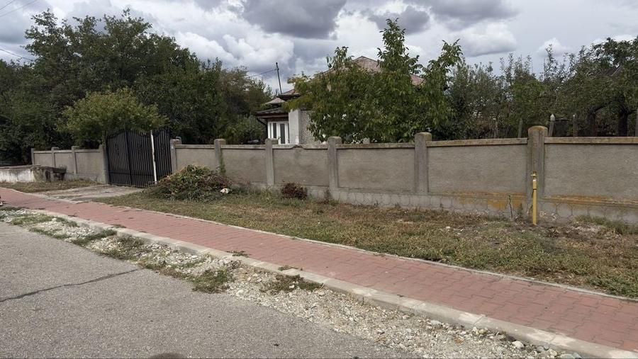 Casă cu 4 camere în Piatra