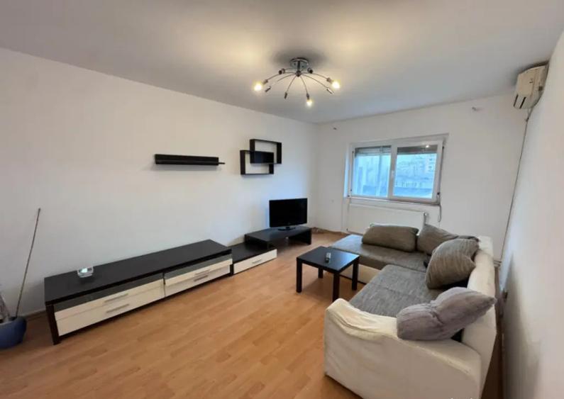 Apartament cu 3 camere decomandat, mobilat în Tomis III