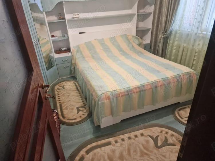 Apartament cu 3 camere decomandat în Calea Romanului