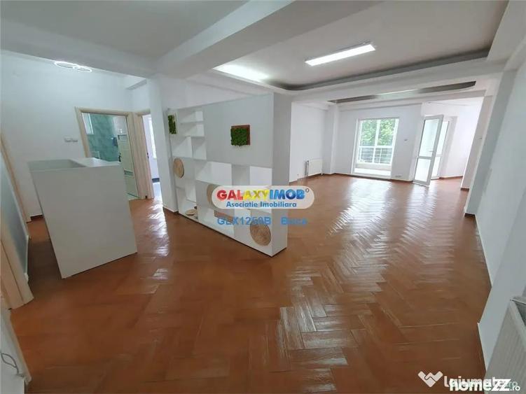 Apartament cu 4 camere decomandat în Timpuri Noi