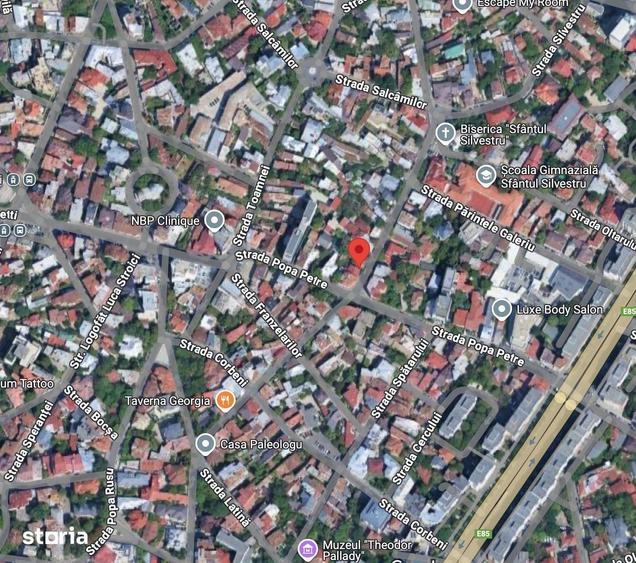 Casă cu 6 camere cu Teren 303.41 Mp în Eminescu
