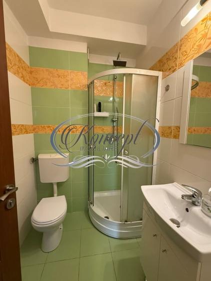 Apartament cu 4 camere semidecomandat, mobilat în Zorilor
