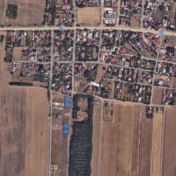 Teren de 2000 mp, în Central