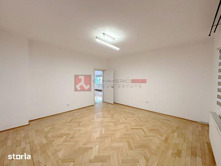 Spațiu comercial, de 200 mp, în Astra