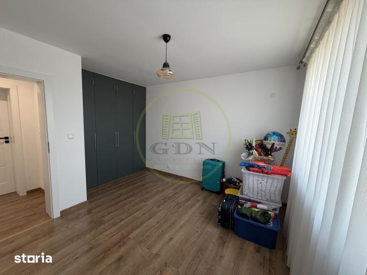 Casă cu 4 camere cu Teren 510 Mp în Malu Mare