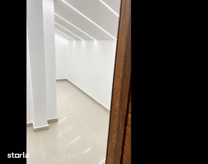 Apartament cu 4 camere semidecomandat în Ștefan cel Mare
