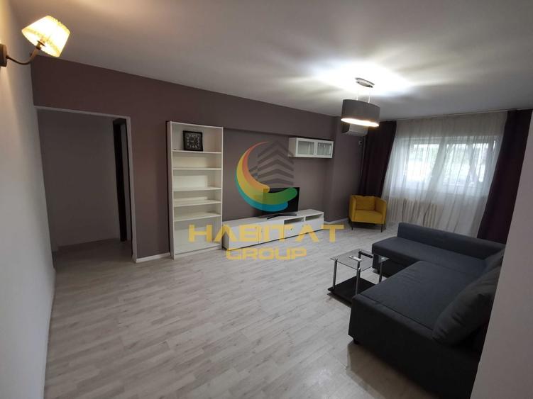 Apartament cu 3 camere semidecomandat, mobilat în Văcăresti