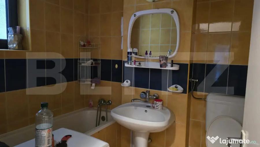 Apartament cu 2 camere decomandat în Micro 14