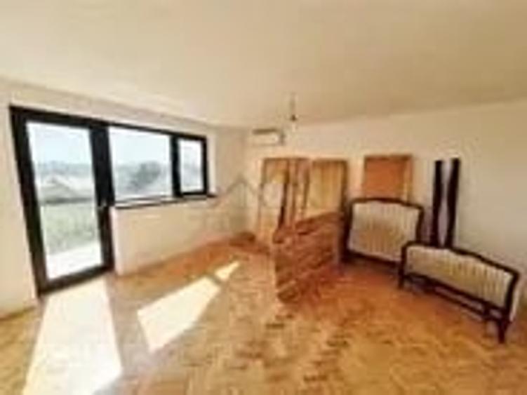 Casă cu 3 camere în Rediu