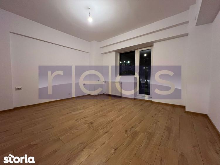 Apartament cu 3 camere decomandat în Centrul Civic