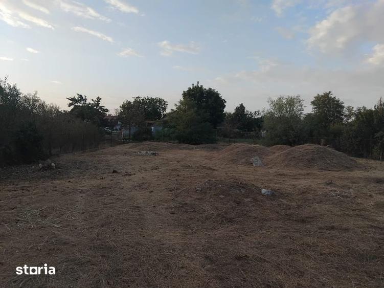 Casă cu 4 camere cu Teren 1000 Mp în Central