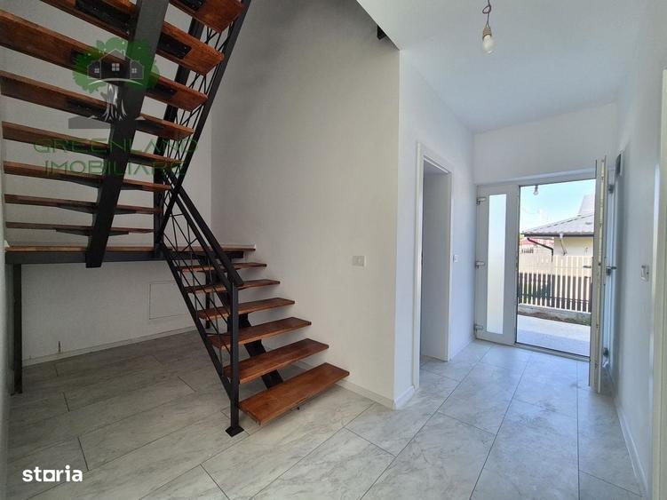 Casă cu 4 camere în Tomești