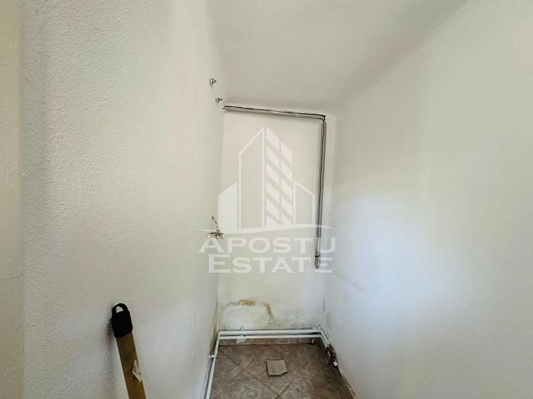 Birou, de 55 mp, în Podgoria