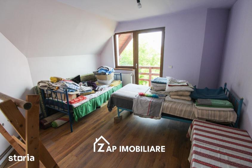 Casă cu 4 camere cu Teren 2000 Mp în Central