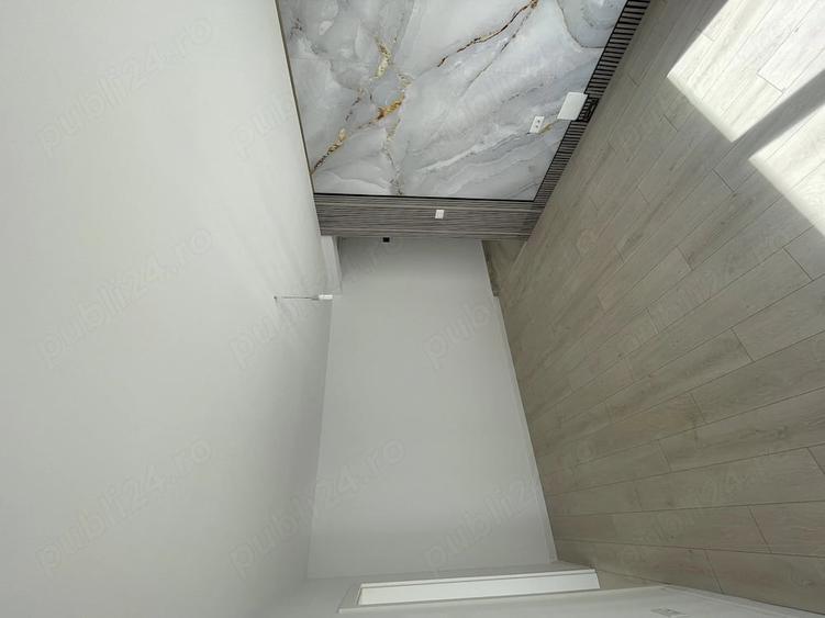 Apartament cu 2 camere decomandat în Neptun