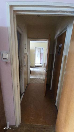 Apartament cu 2 camere semidecomandat în Centrul Civic
