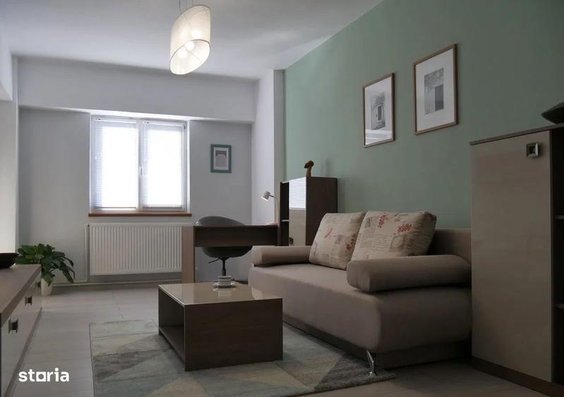 Apartament cu 3 camere, mobilat în Tomis Nord