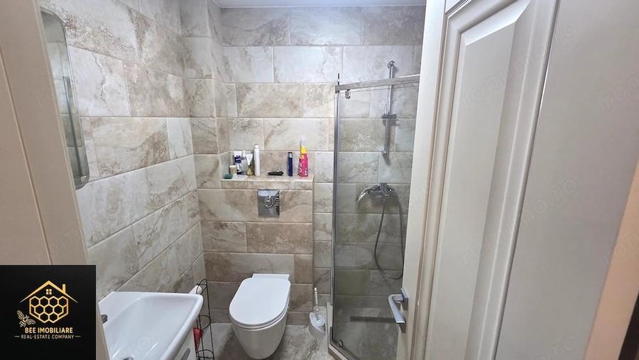 Apartament cu 3 camere decomandat în Calea Severinului
