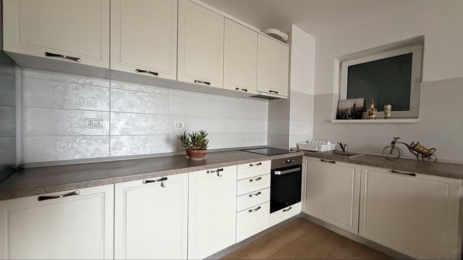 Apartament cu 2 camere decomandat în Nufărul