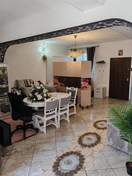 Casă cu Teren 70 Mp în Barbu Văcărescu