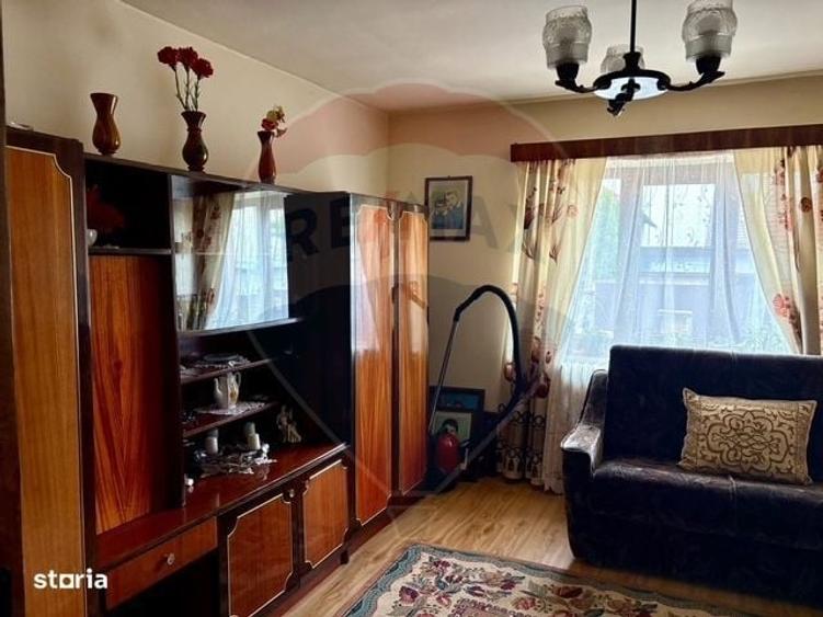 Casă cu 4 camere în Valea Cufundoasă