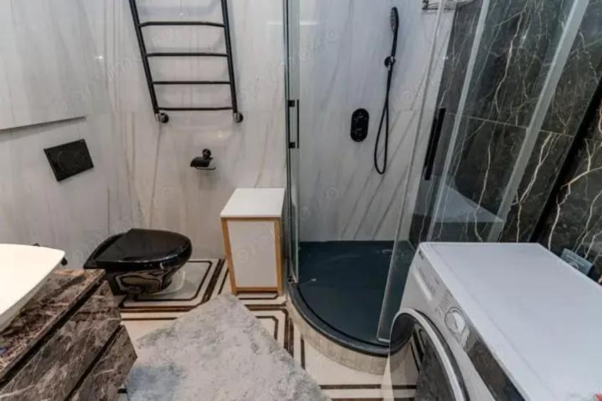 Apartament cu 2 camere decomandat în Gara de Nord