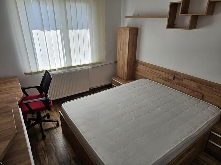 Apartament cu 2 camere decomandat în Crângași