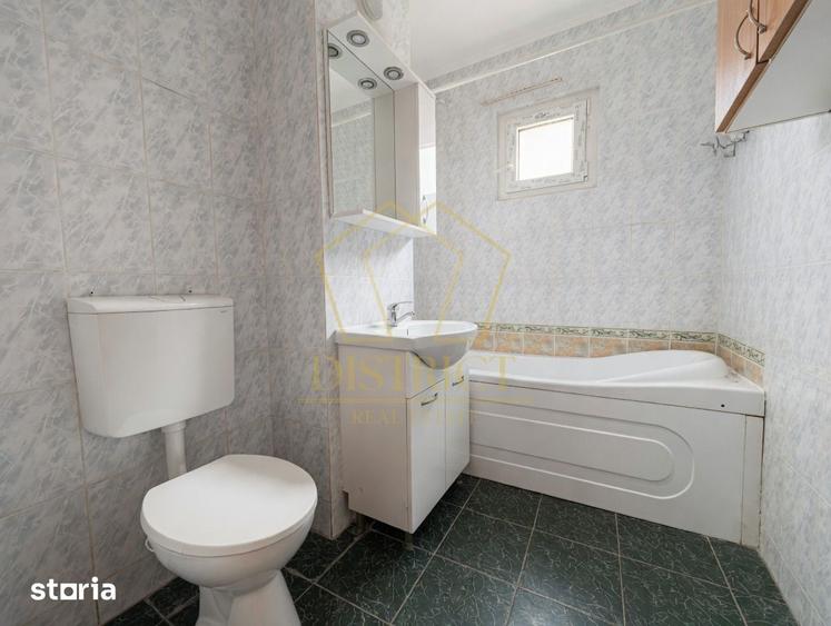 Apartament cu 3 camere, mobilat în Soarelui