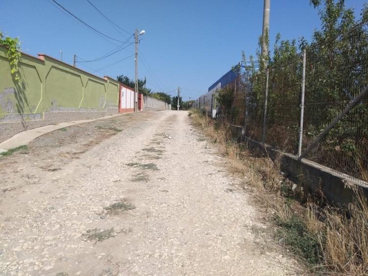 Teren Construcții intravilan de 3417 mp, în Poiana