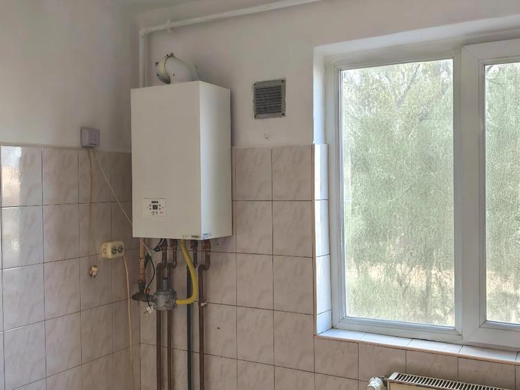 ​Apartament spațios 4 camere + Boxă în CF + Garaj sub bloc | Zona Cetății - Circ - 6