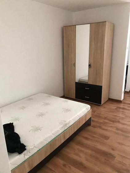 Garsonieră decomandată în Nicolina