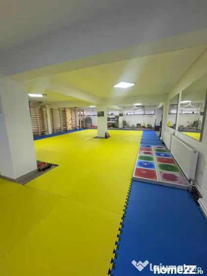 Spațiu comercial, de 185 mp, în Central