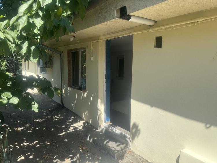 Casă cu 4 camere cu Teren 350 Mp în Colentina