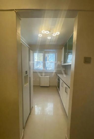 Apartament cu 3 camere semidecomandat, mobilat în Dorobanți