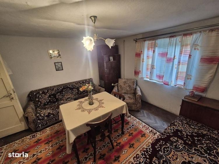 Casă cu 4 camere cu Teren 930 Mp în Central