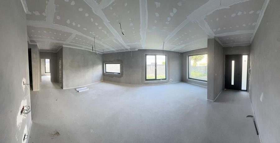 Casă cu 4 camere în Micro 3