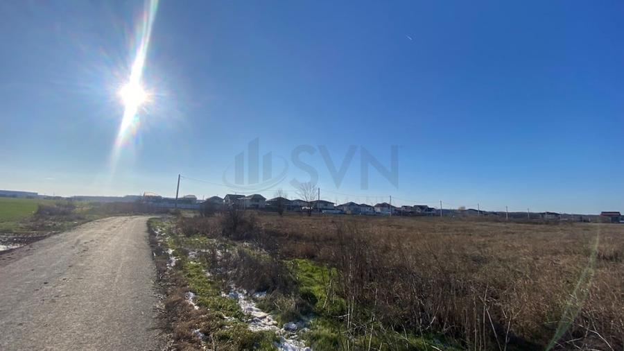 Teren Construcții intravilan de 6500 mp, în Nord