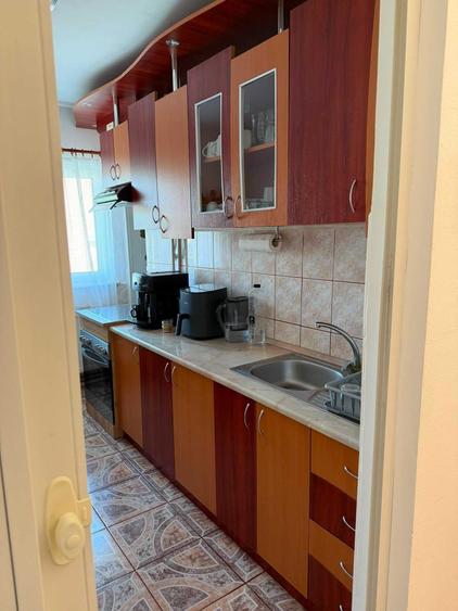 Apartament cu 3 camere decomandat în Alfa