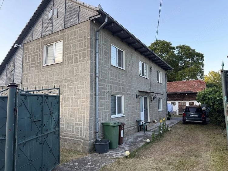 Casă cu 3 camere cu Teren 1968 Mp în Coman