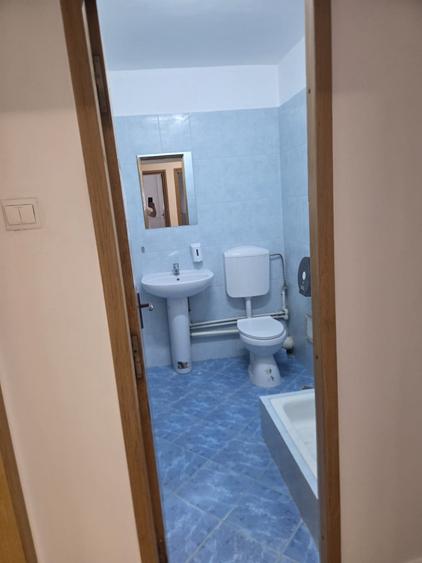 Birou, de 90 mp, în Drumul Taberei