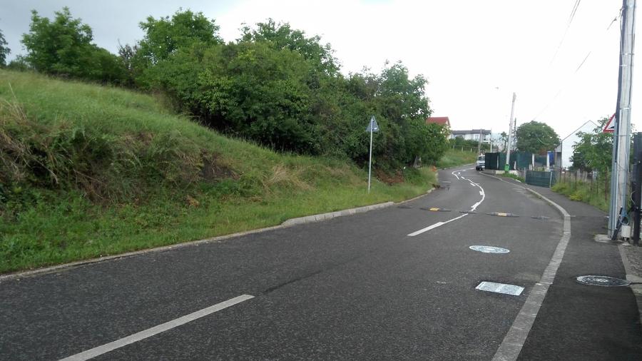 Teren de 3000 mp, în Dâmbul Rotund