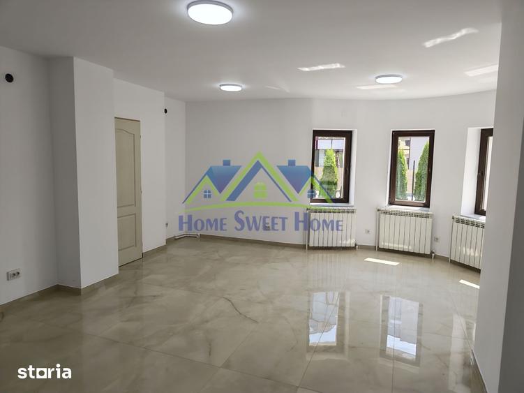 Spațiu comercial, de 90 mp, în Central