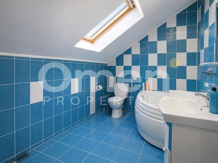 Casă cu 6 camere cu Piscina în Orașul Vechi