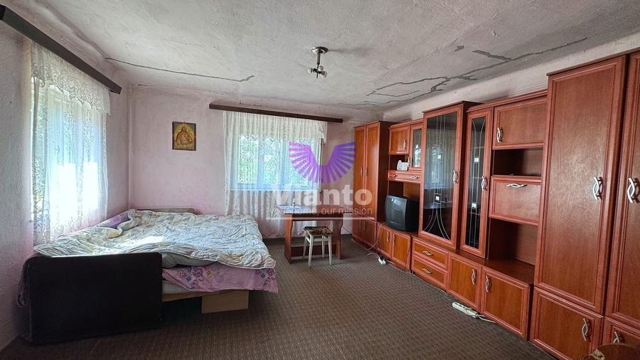 Casă individuală cu 3 camere cu Canalizare în Central