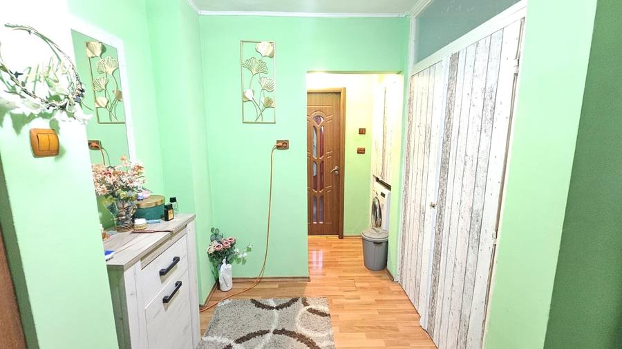 Apartament cu 2 camere decomandat în Siderurgiștilor