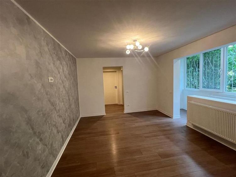 Apartament cu 2 camere semidecomandat în Circumvalațiunii